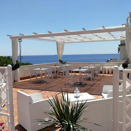 Il Mare Degli Dei B&B