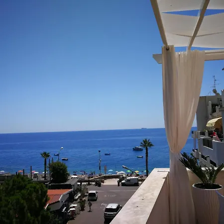 לינה וארוחת בוקר Il Mare Degli Dei לטויאני